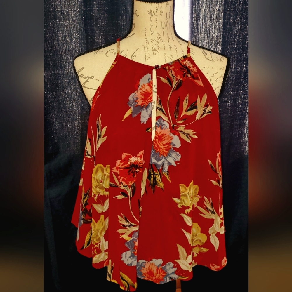 Lucky Brand red base floral top